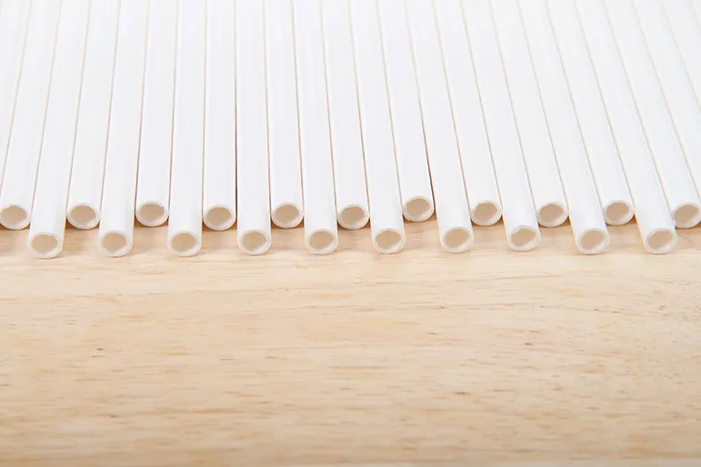 Compostable bioplastic utensils and straws are made of plant-based plastic.